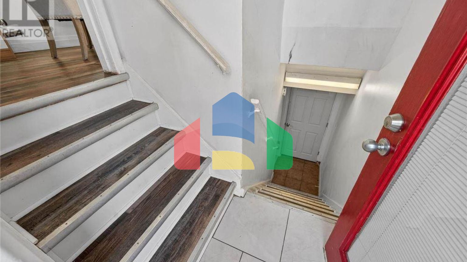 Residential - Single Family Home - Hamilton, Canada - Canada