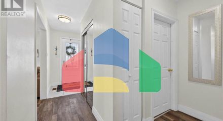 Residential - Single Family Home - Hamilton, Canada - Canada