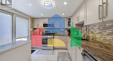 Residential - Single Family Home - Hamilton, Canada - Canada