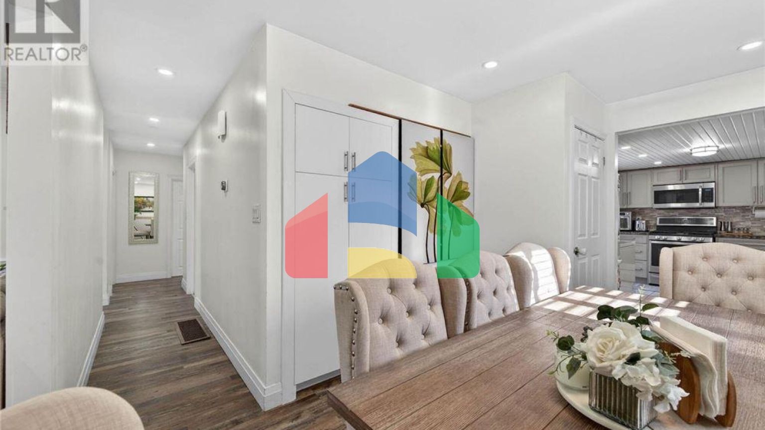 Residential - Single Family Home - Hamilton, Canada - Canada