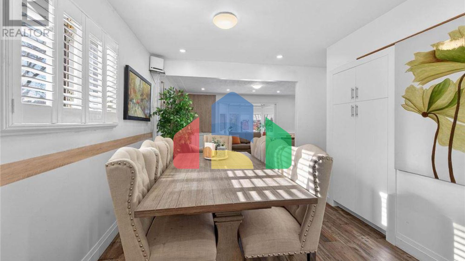 Residential - Single Family Home - Hamilton, Canada - Canada