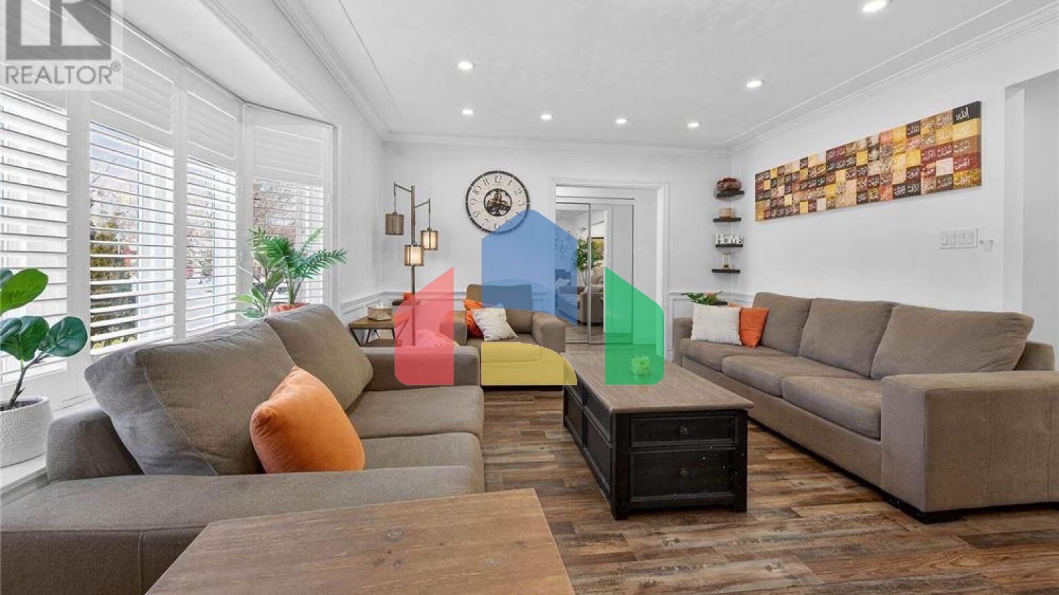 Residential - Single Family Home - Hamilton, Canada - Canada