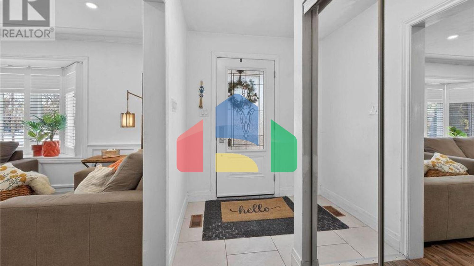 Residential - Single Family Home - Hamilton, Canada - Canada