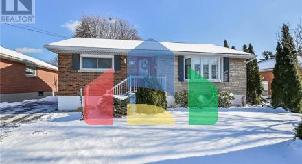 Residential - Single Family Home - Hamilton, Canada - Canada