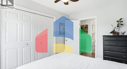 Residential - Single Family Home - Hamilton, Canada - Canada