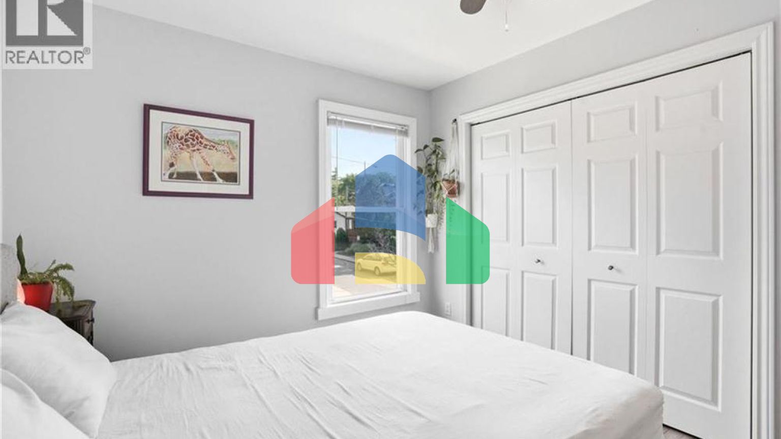 Residential - Single Family Home - Hamilton, Canada - Canada