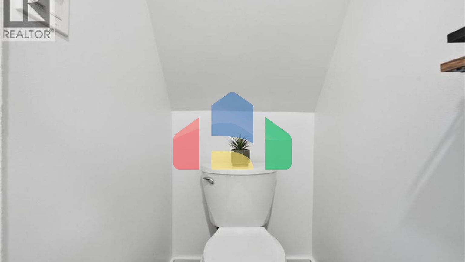 Residential - Single Family Home - Hamilton, Canada - Canada