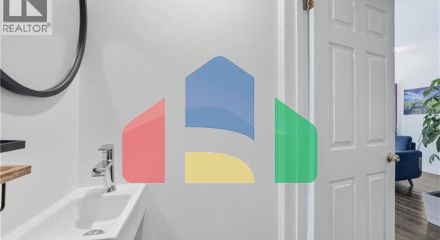 Residential - Single Family Home - Hamilton, Canada - Canada