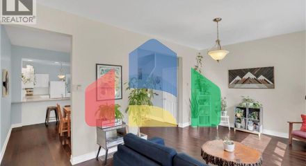 Residential - Single Family Home - Hamilton, Canada - Canada