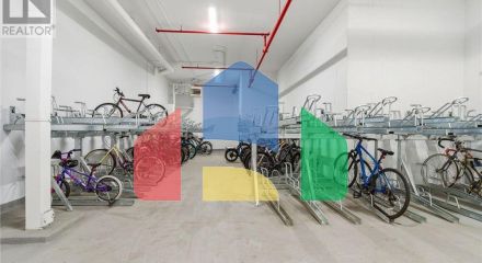 Residential - Single Family Home - Hamilton, Canada - Canada