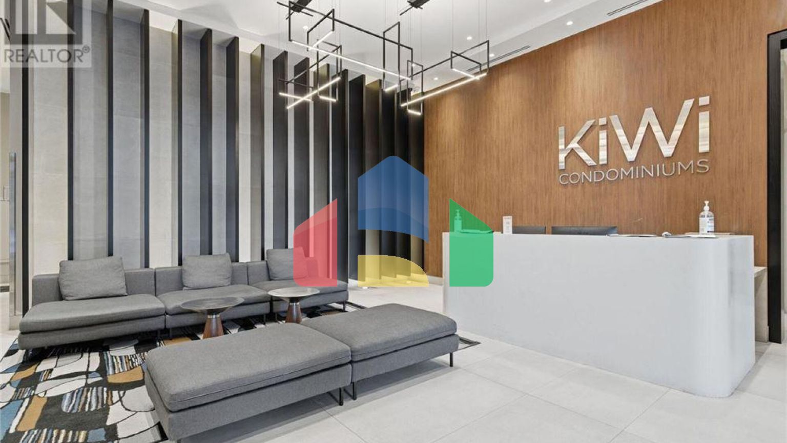 Residential - Single Family Home - Hamilton, Canada - Canada