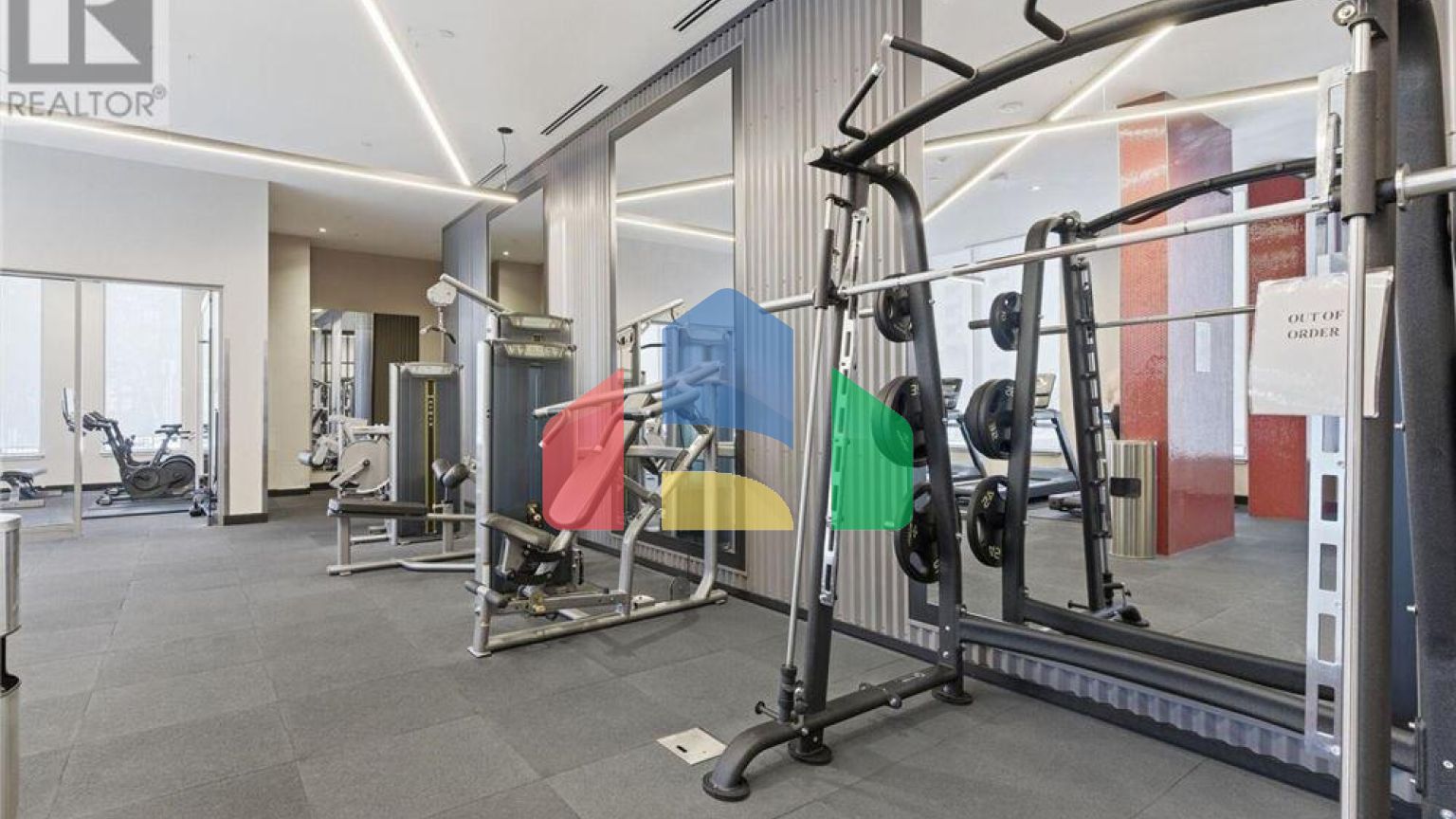 Residential - Single Family Home - Hamilton, Canada - Canada