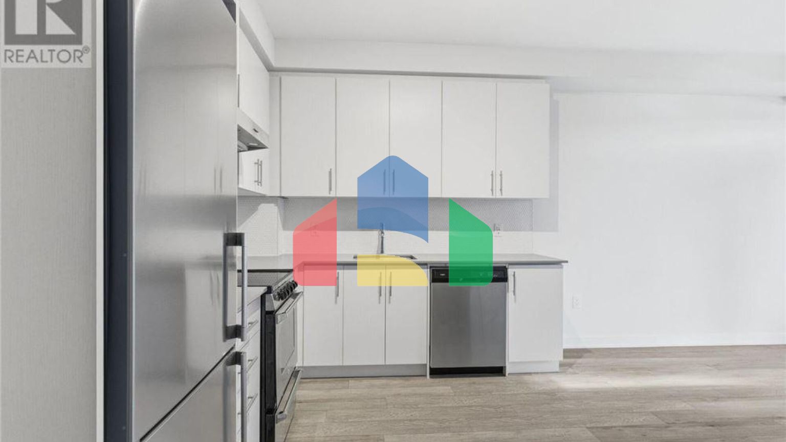 Residential - Single Family Home - Hamilton, Canada - Canada