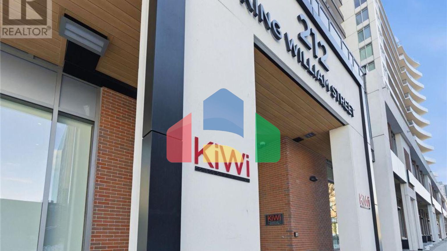 Residential - Single Family Home - Hamilton, Canada - Canada