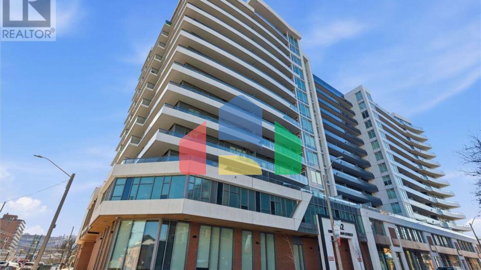 Residential - Single Family Home - Hamilton, Canada - Canada