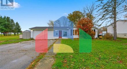 Residential - Single Family Home - Hamilton, Canada - Canada