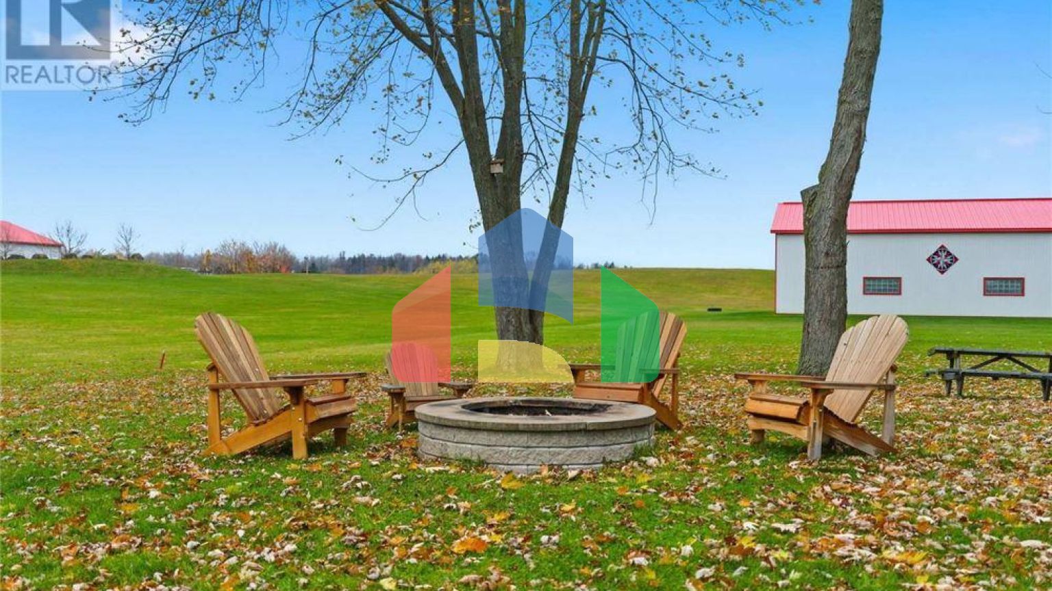 Residential - Single Family Home - Hamilton, Canada - Canada