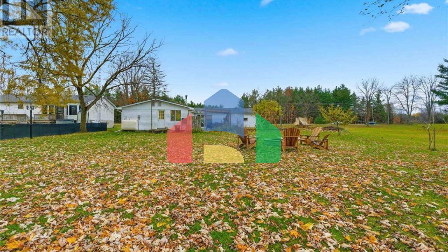 Residential - Single Family Home - Hamilton, Canada - Canada