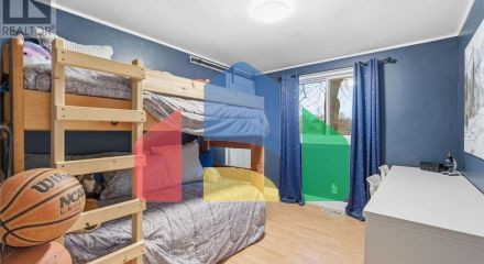 Residential - Single Family Home - Hamilton, Canada - Canada