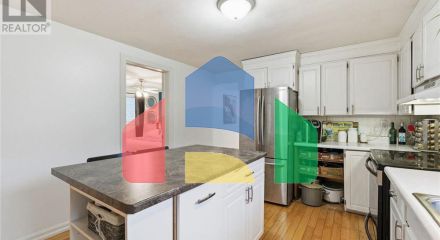 Residential - Single Family Home - Hamilton, Canada - Canada