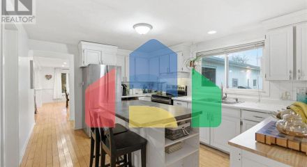 Residential - Single Family Home - Hamilton, Canada - Canada