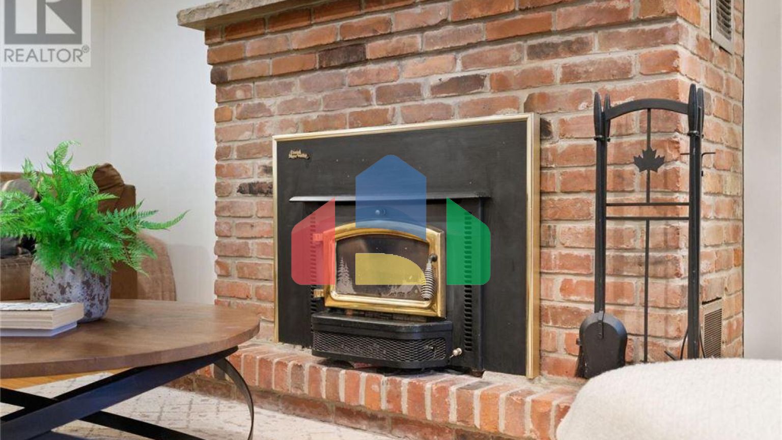 Residential - Single Family Home - Hamilton, Canada - Canada