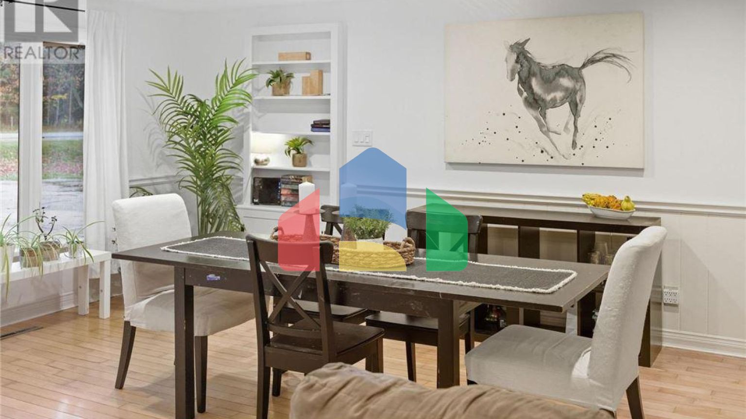 Residential - Single Family Home - Hamilton, Canada - Canada