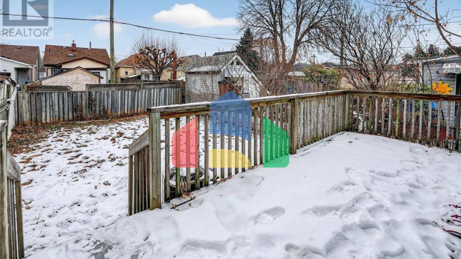 Residential - Single Family Home - Hamilton, Canada - Canada