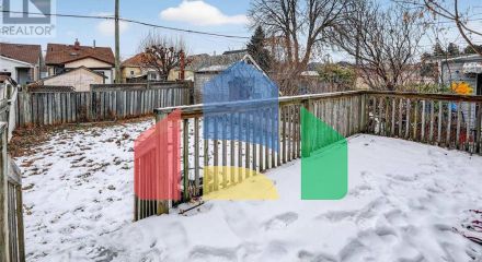 Residential - Single Family Home - Hamilton, Canada - Canada