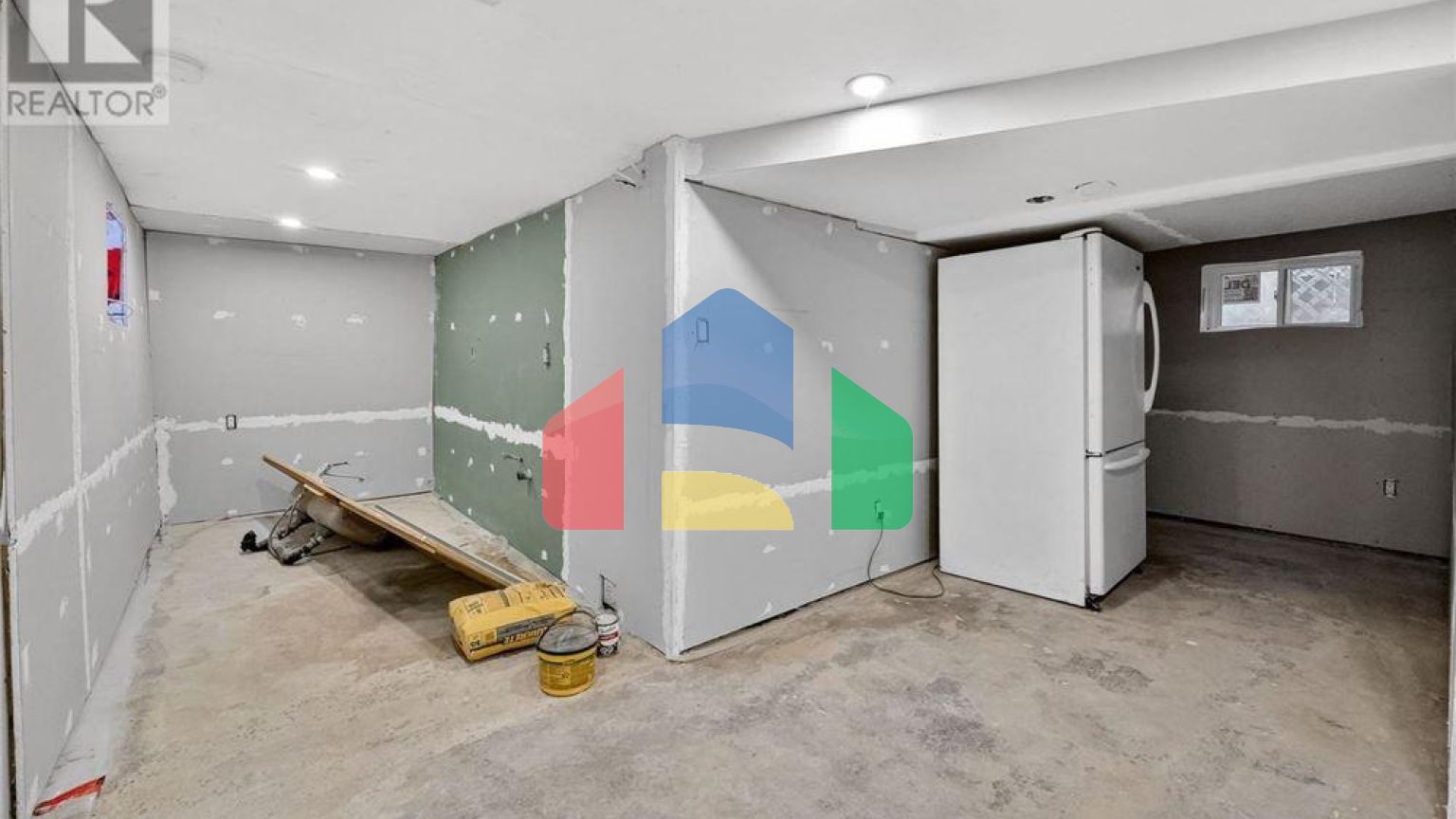 Residential - Single Family Home - Hamilton, Canada - Canada