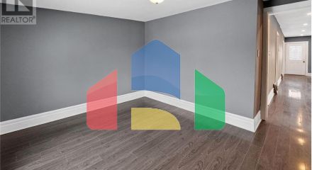 Residential - Single Family Home - Hamilton, Canada - Canada