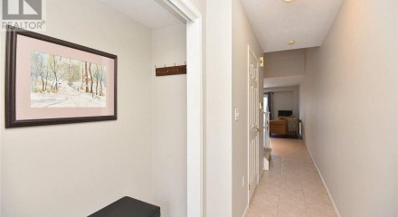 Residential - Condo/Apartment - Hamilton, Canada - Canada