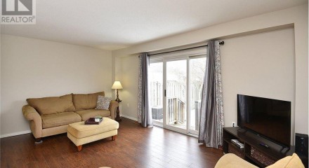 Residential - Condo/Apartment - Hamilton, Canada - Canada