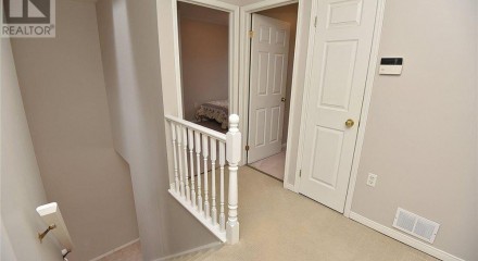 Residential - Condo/Apartment - Hamilton, Canada - Canada