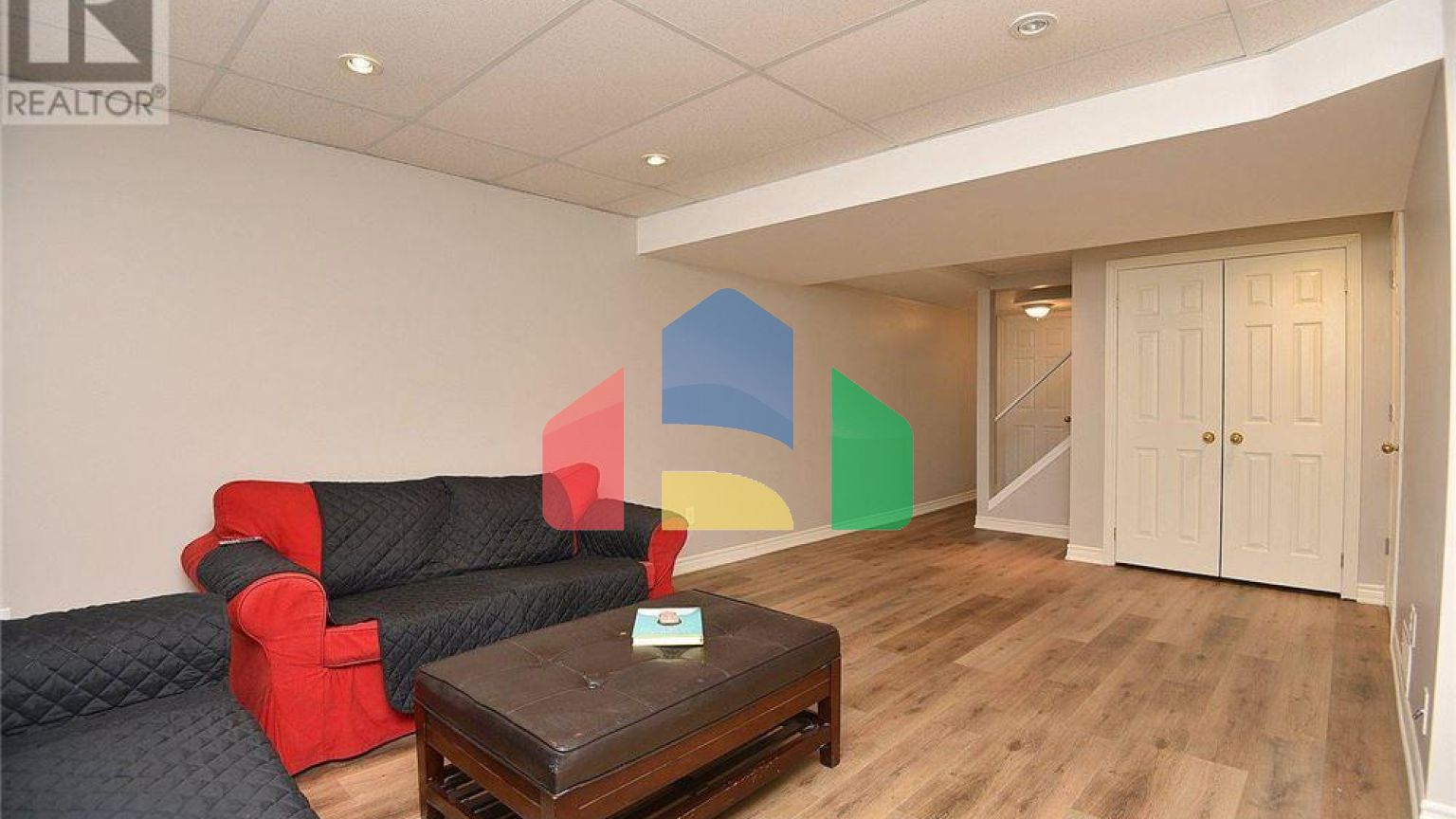 Residential - Condo/Apartment - Hamilton, Canada - Canada