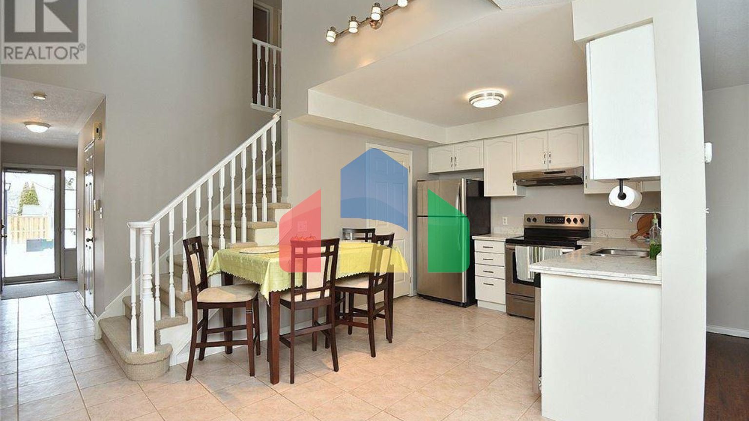 Residential - Condo/Apartment - Hamilton, Canada - Canada