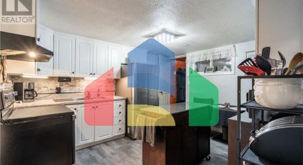 Residential - Single Family Home - Hamilton, Canada - Canada