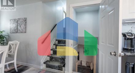 Residential - Single Family Home - Hamilton, Canada - Canada