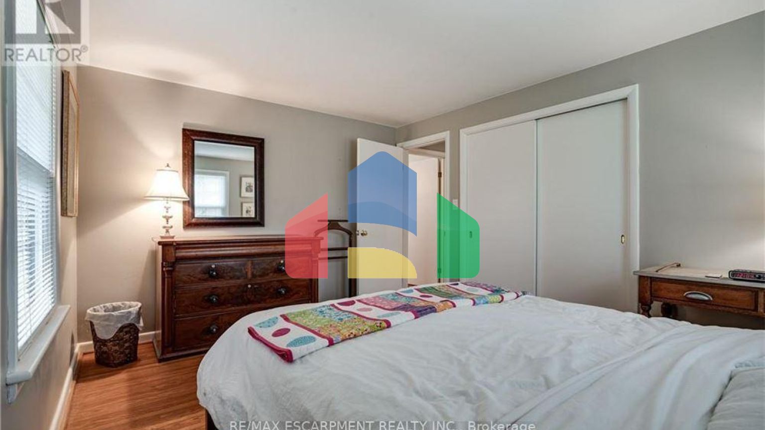 Residential - Single Family Home - Hamilton, Canada - Canada