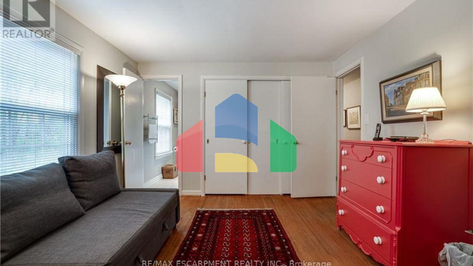 Residential - Single Family Home - Hamilton, Canada - Canada