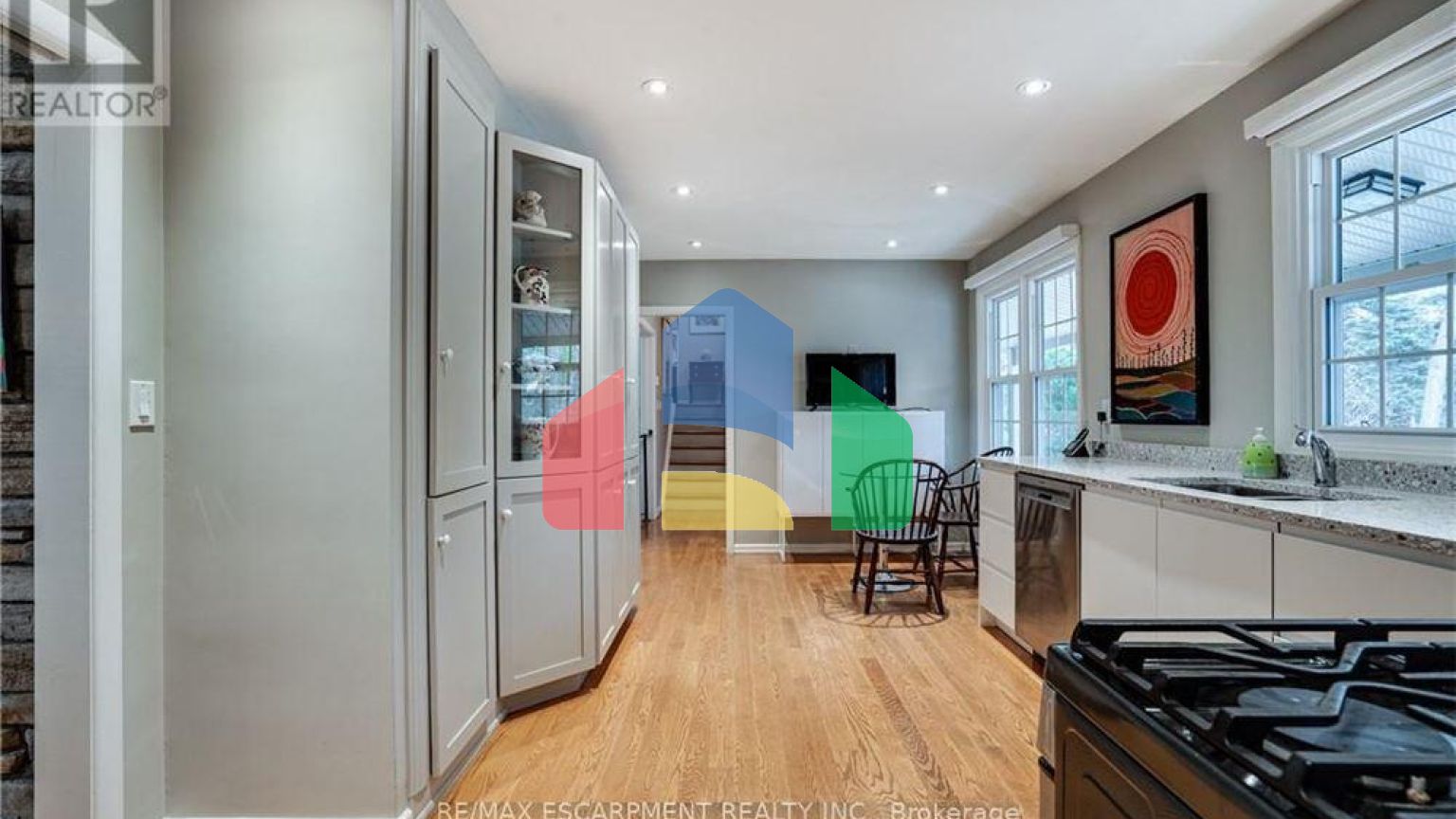 Residential - Single Family Home - Hamilton, Canada - Canada