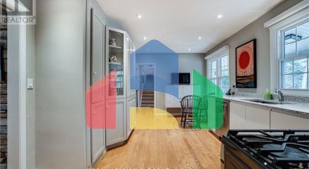 Residential - Single Family Home - Hamilton, Canada - Canada