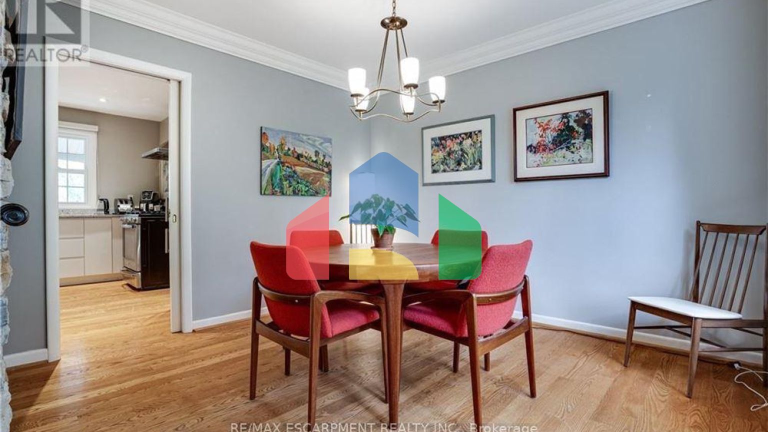 Residential - Single Family Home - Hamilton, Canada - Canada