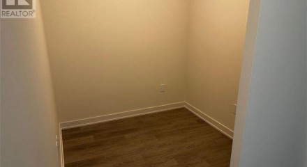 Residential - Condo/Apartment - Hamilton, Canada - Canada