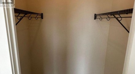 Residential - Condo/Apartment - Hamilton, Canada - Canada