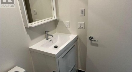Residential - Condo/Apartment - Hamilton, Canada - Canada
