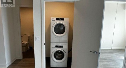 Residential - Condo/Apartment - Hamilton, Canada - Canada