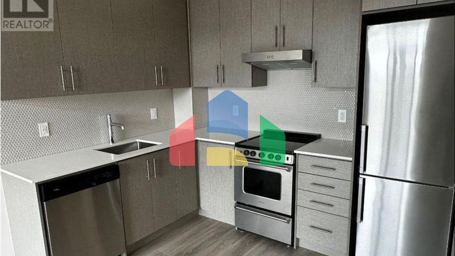 Residential - Condo/Apartment - Hamilton, Canada - Canada