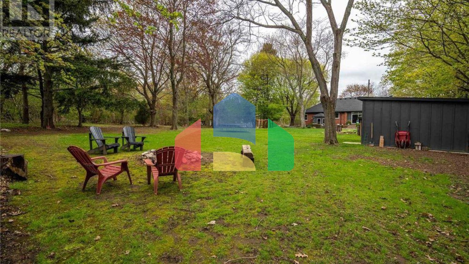 Residential - Single Family Home - Hamilton, Canada - Canada