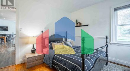 Residential - Single Family Home - Hamilton, Canada - Canada